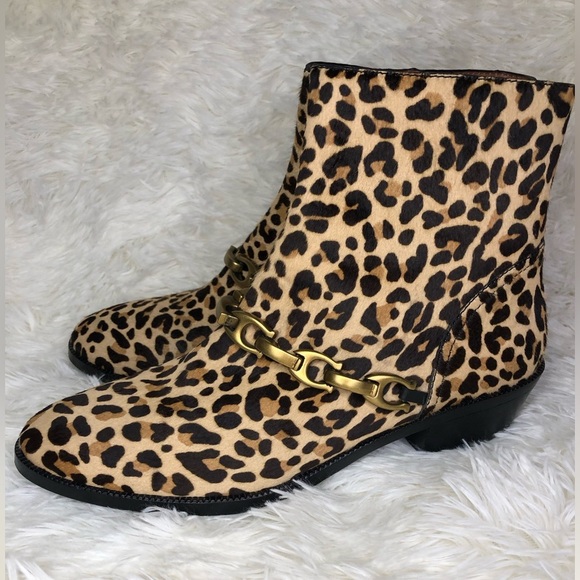 Coach Leopard Print Ankle Boots with Gold Chain size 9.5 - Picture 1 of 14